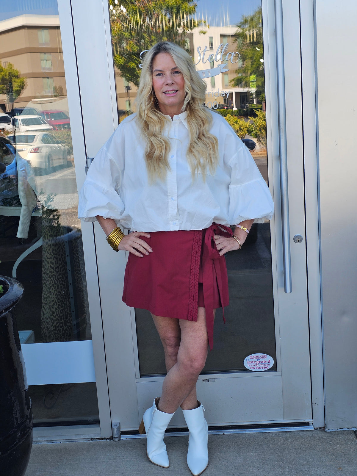 RED TIE SKORT