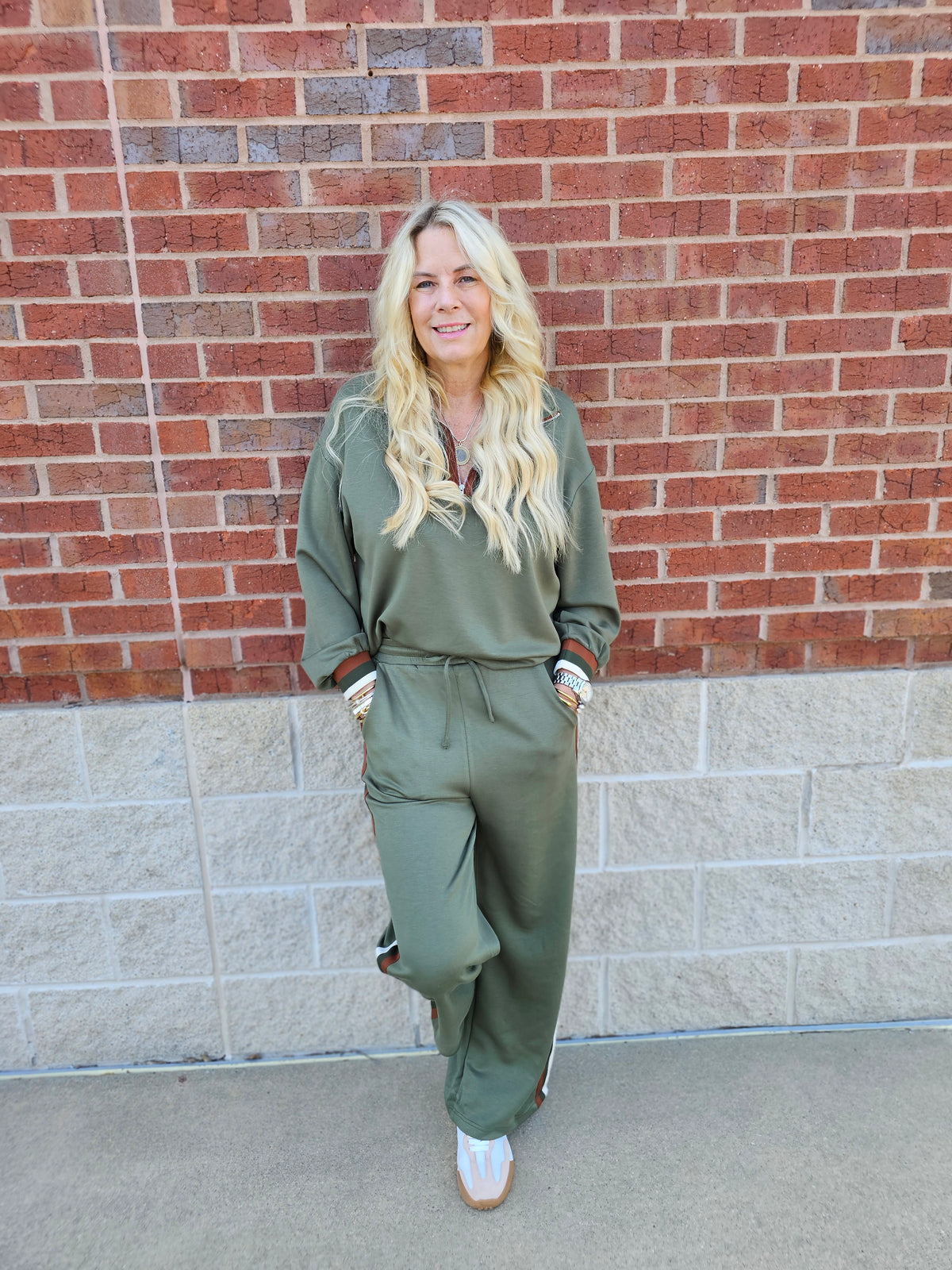 FOREST GREEN TOP