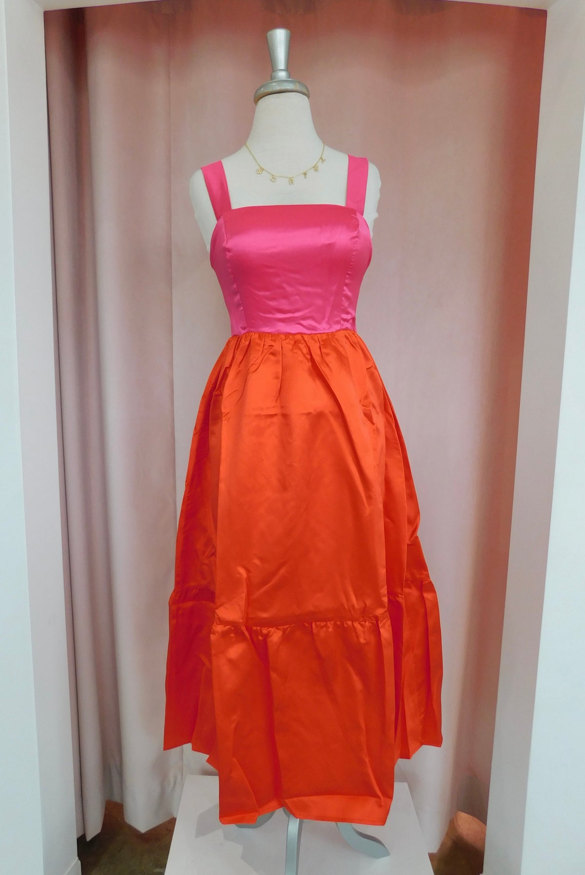 Two Tone Lace up Midi Dress.