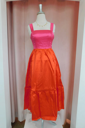 Two Tone Lace up Midi Dress.