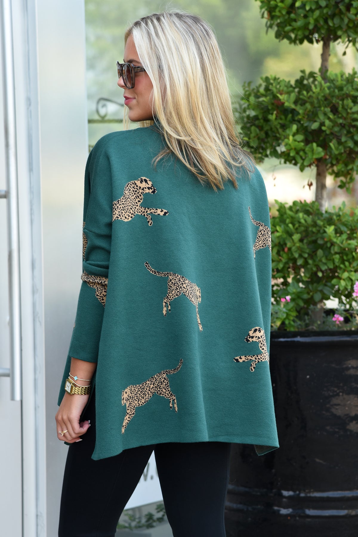 ON THE PROWL SWEATER  -HUNTER GREEN