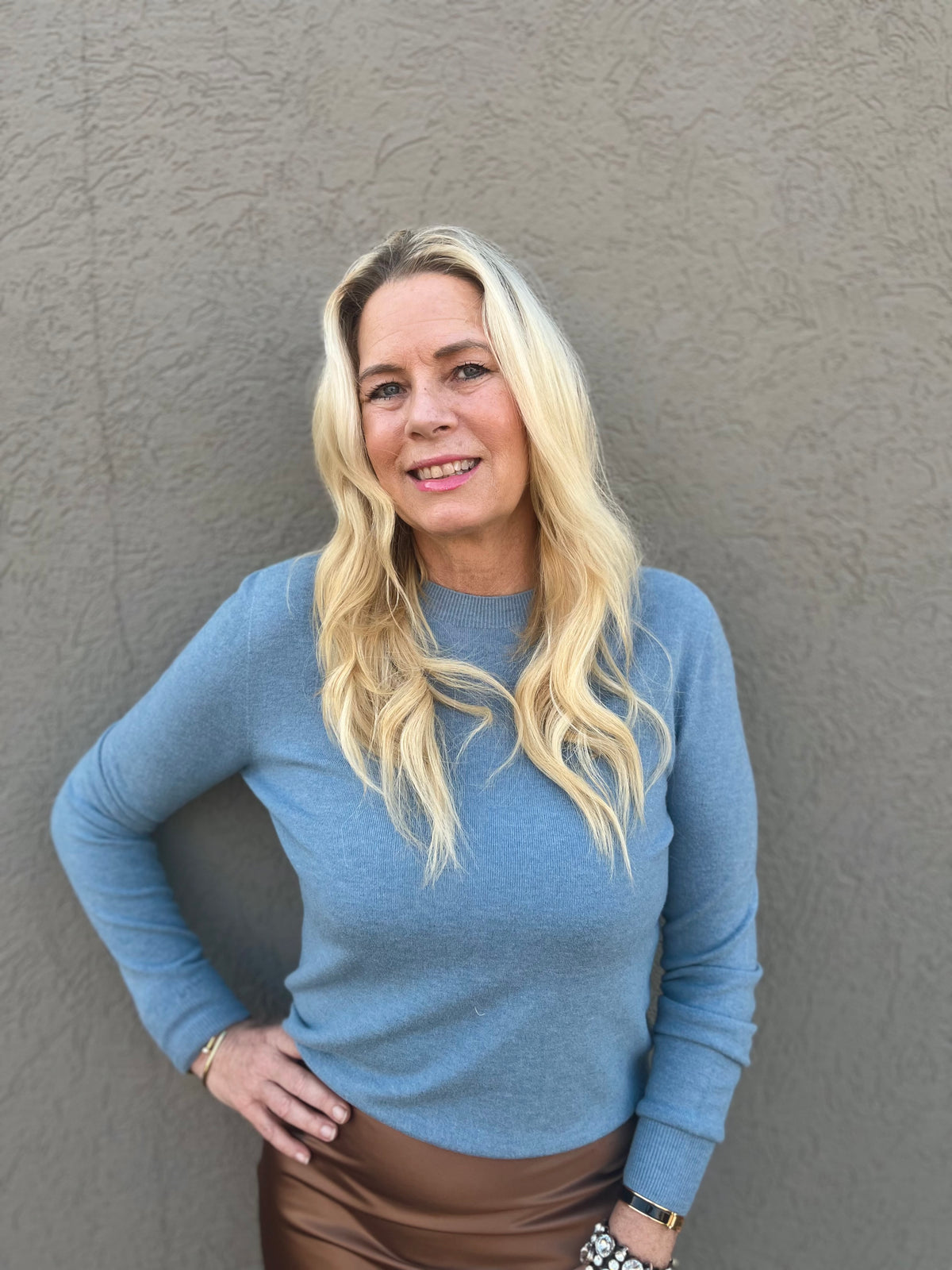 THE JANET SWEATER BLUE