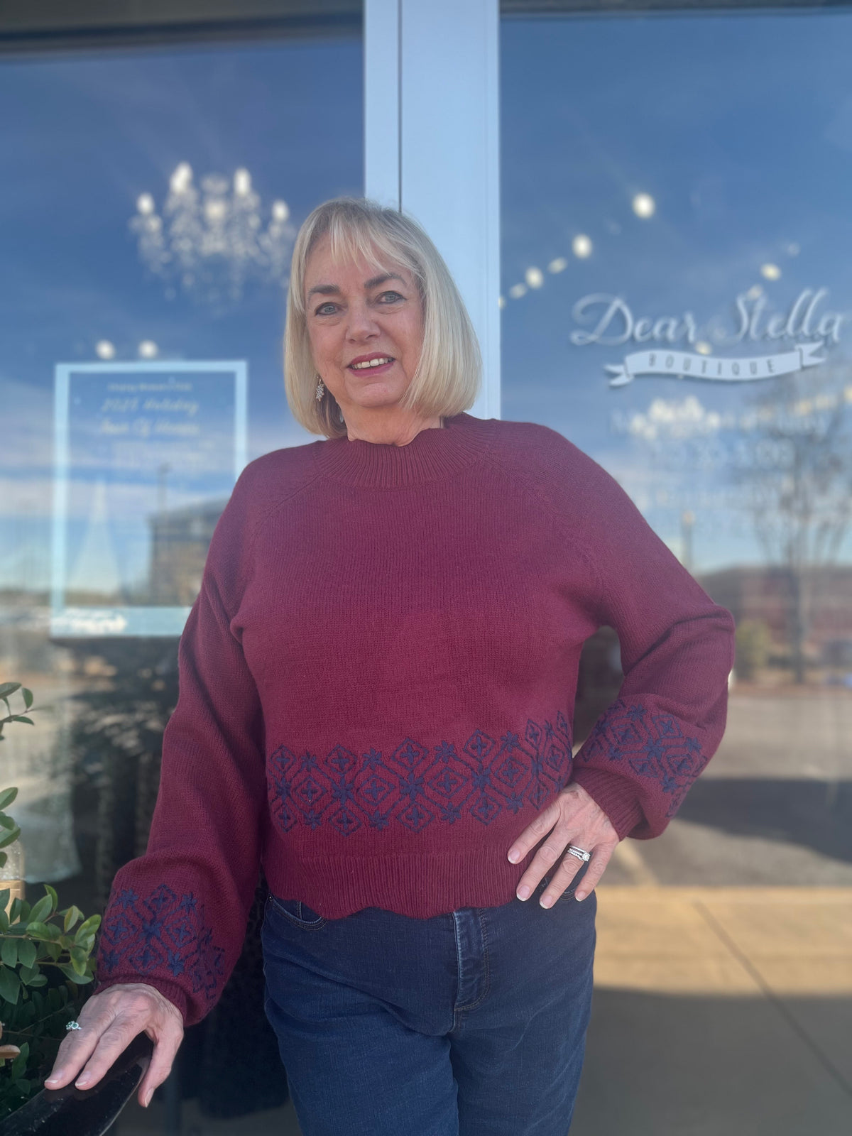 THE WINTER BURGUNDY SWEATER