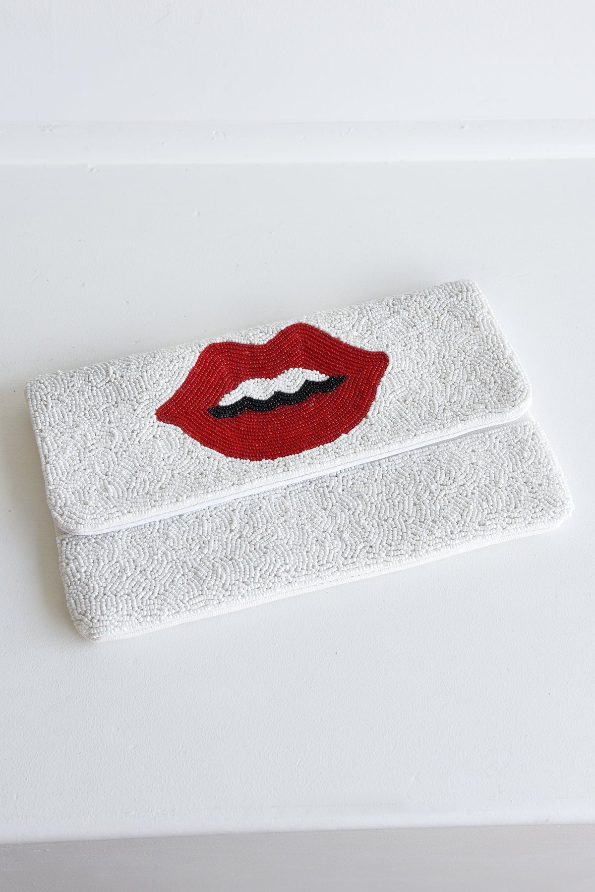 RED LIPS BEADED CLUTCH