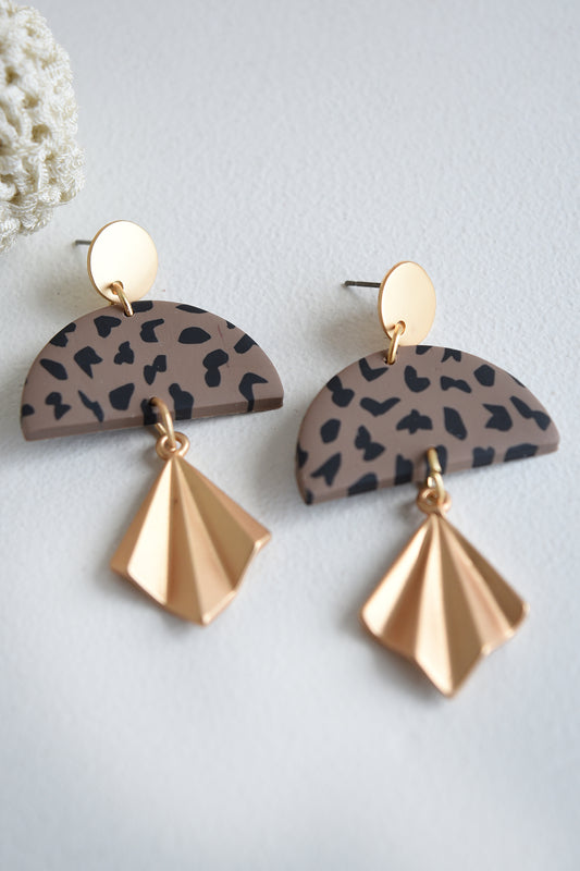 KENDALL EARRINGS -BROWN