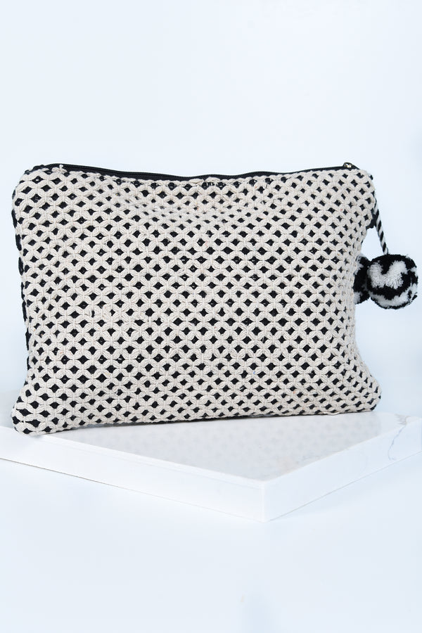 GEOMETRIC WOVEN CLUTCH - Dear Stella Boutique