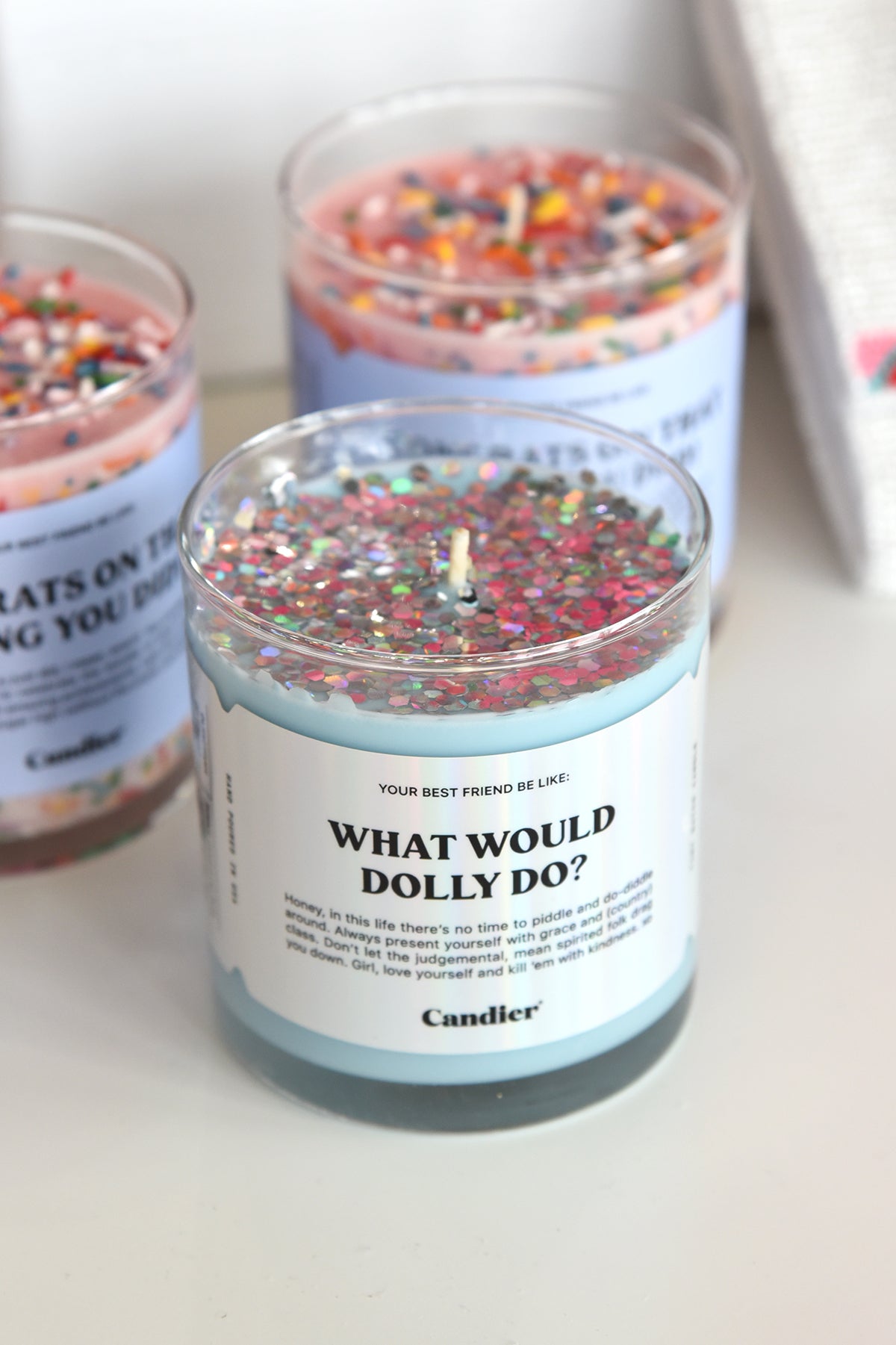 WHAT WOULD DOLLY DO CANDLE