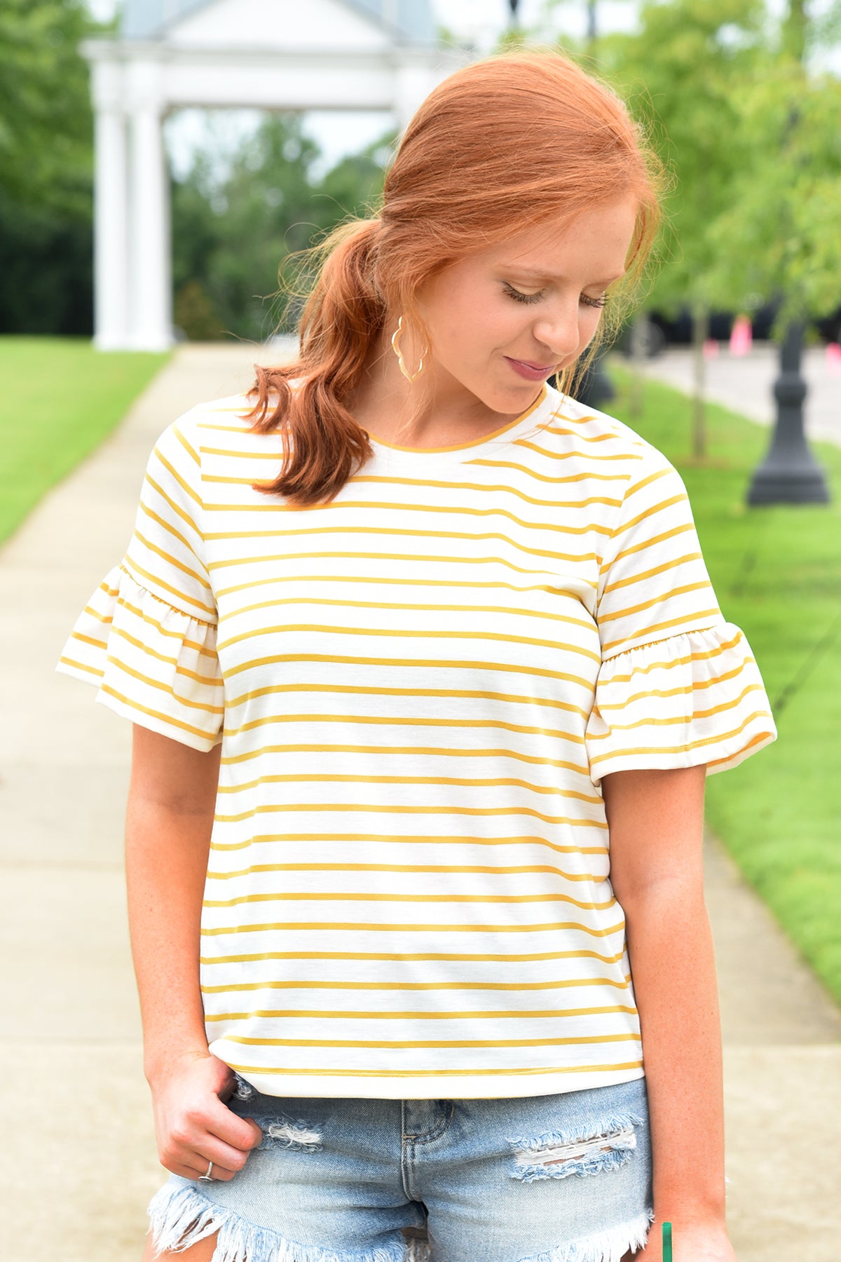 NEVER LET GO TOP -YELLOW - Dear Stella Boutique