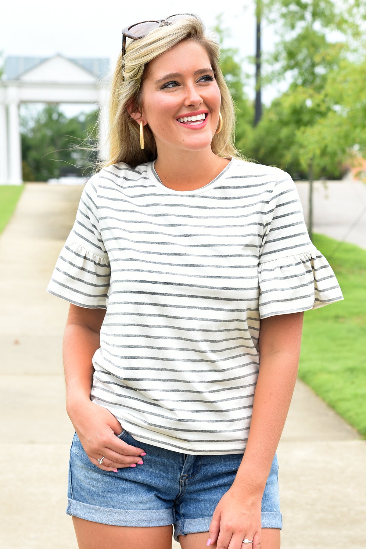 NEVER LET GO TOP -GREY - Dear Stella Boutique