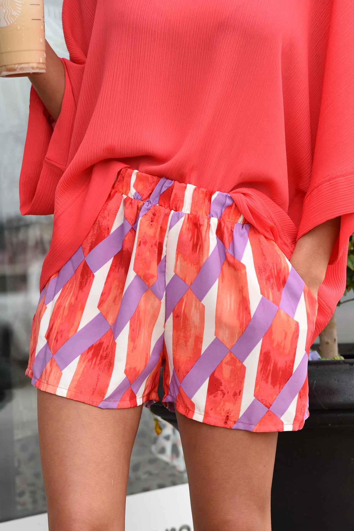 NEED ATTENTION SHORTS -CORAL