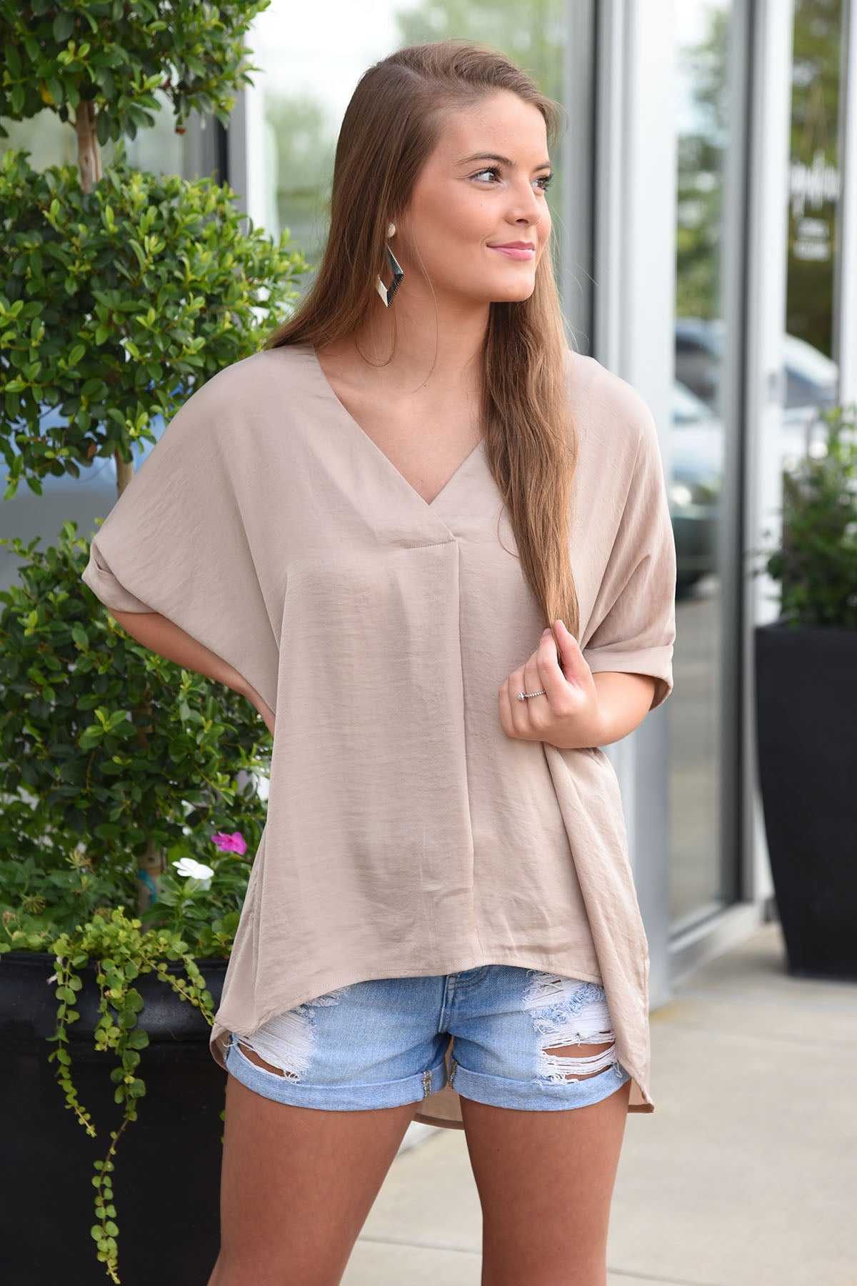 GATHER TOGETHER TOP -TAUPE