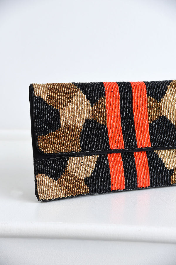 CAMO BEADED CLUTCH -RED
