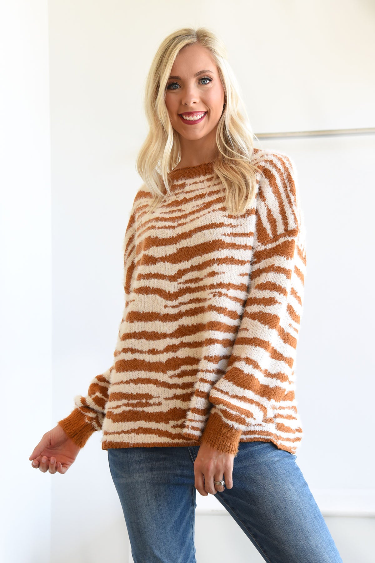 NEVER GOING HOME SWEATER - Dear Stella Boutique